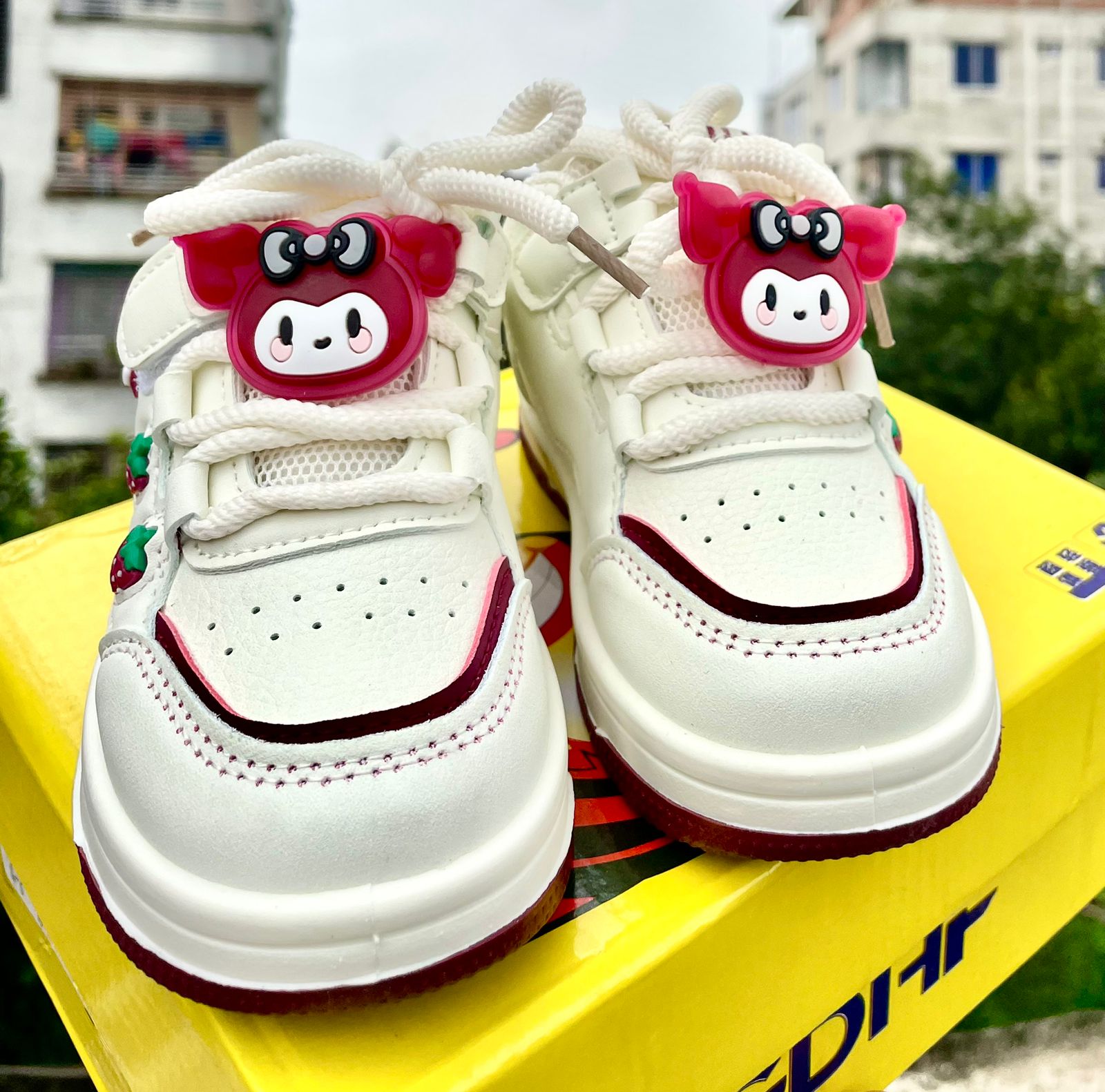 Stylish Prescholers Baby Sneakers | Mjnta - Image 4