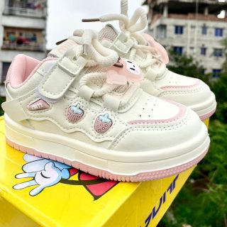 Stylish Prescholers Baby Sneakers | Pink